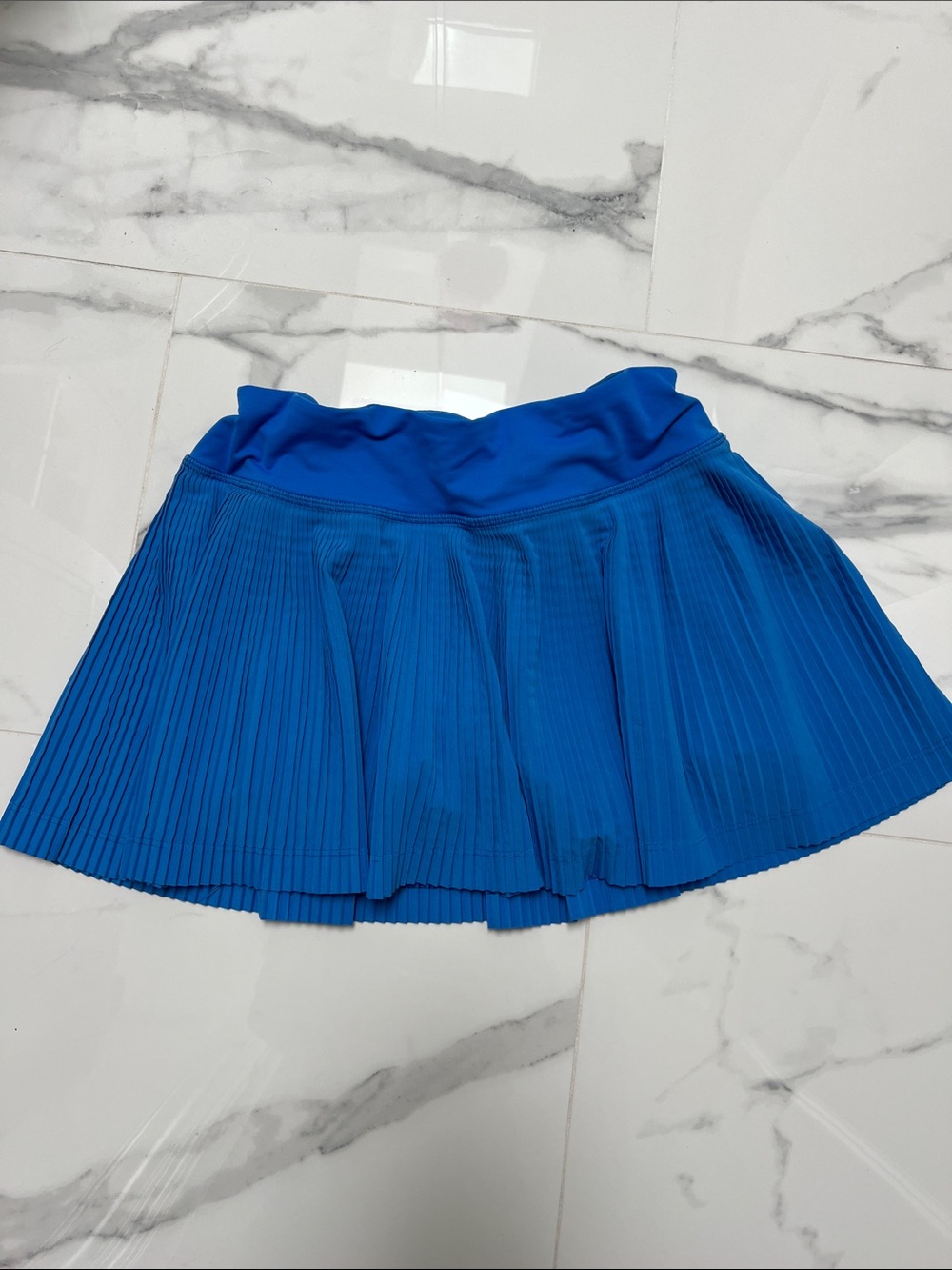 lululemon athletica Electric Blue Pleated Skater Skirt size 4